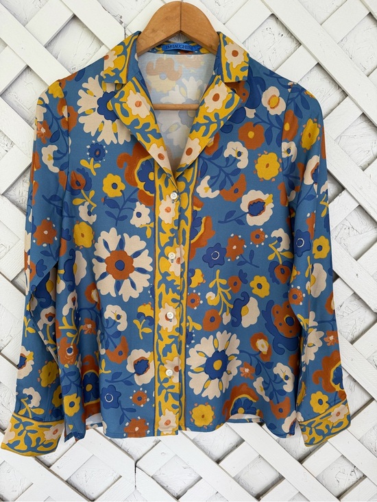 J Mclaughlin Tops - J. McLaughlin Bimini Silk Blend Floral Shirt in Daydream Edge XS